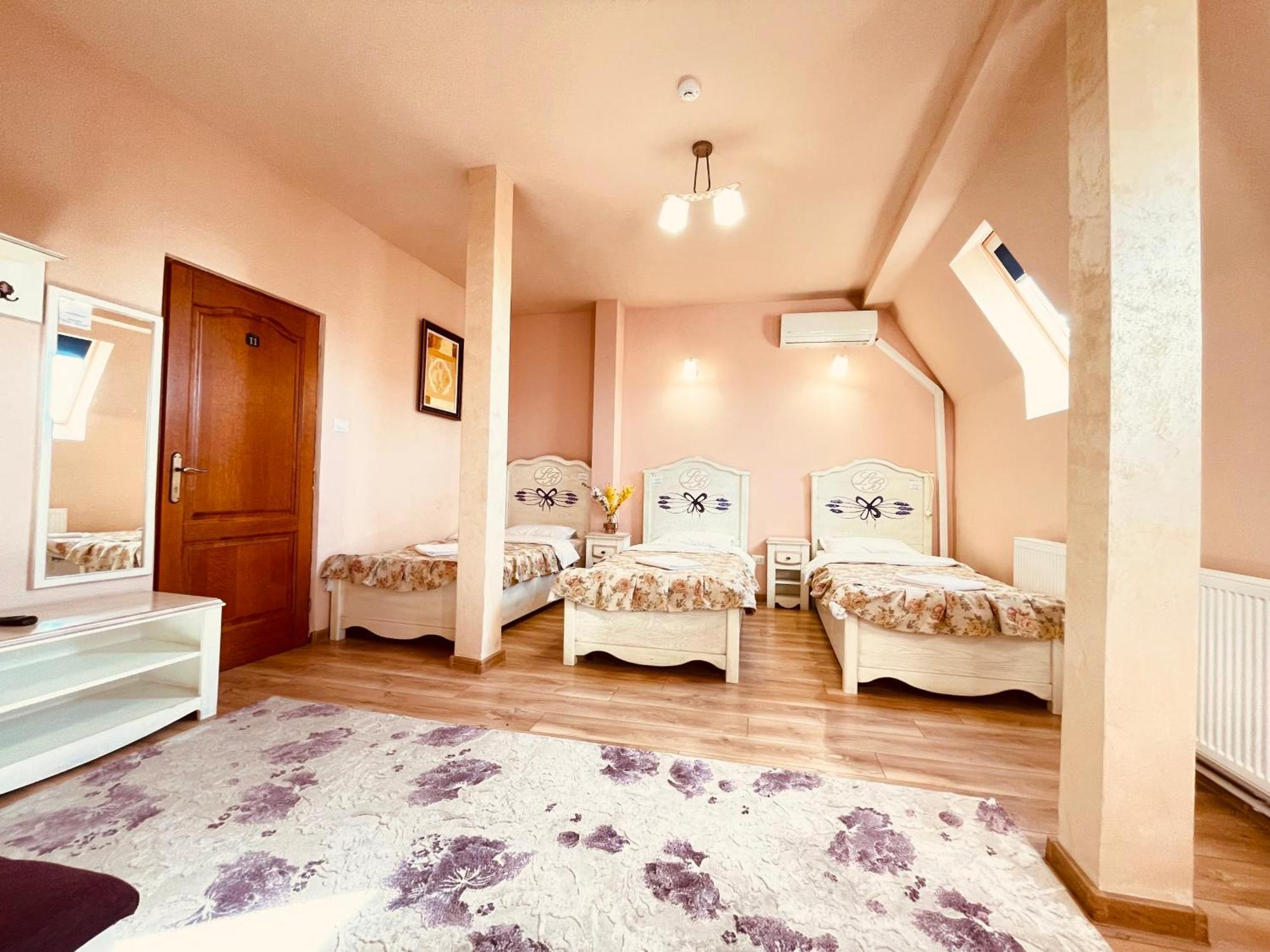 Leaganul Bucovinei Guest House Suceava Zimmer foto
